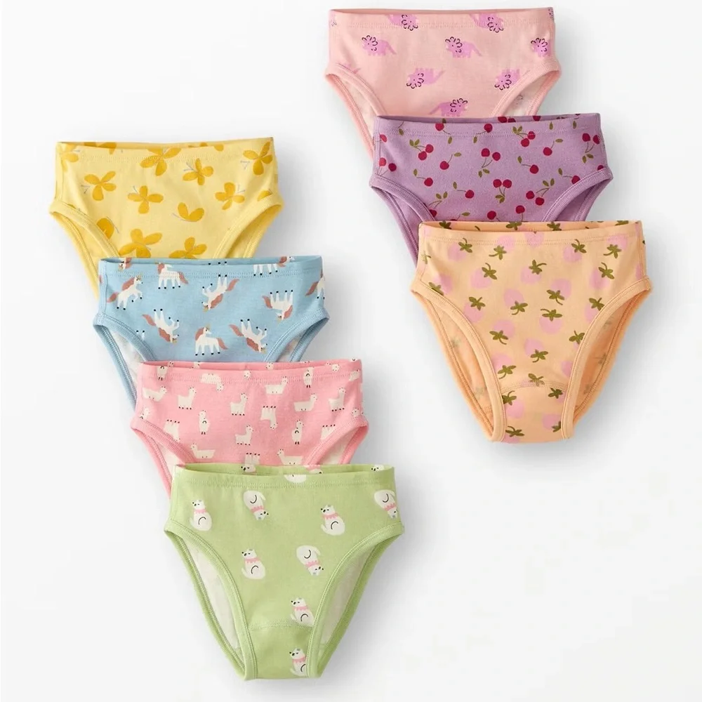 Girls organic Hanna Andersson underwear - Picture 3 of 3